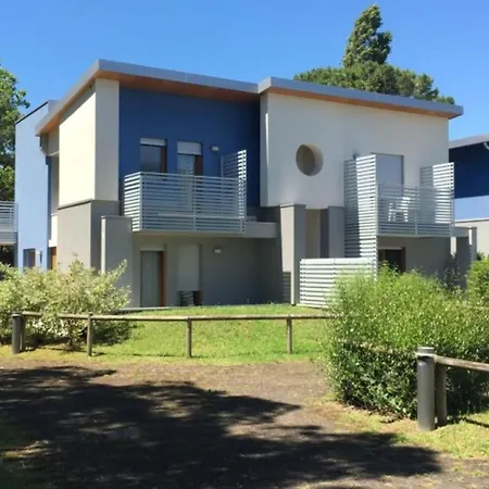 New 100 M From The Beach-bibione *