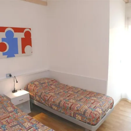 New 100 M From The Beach-bibione Apartment