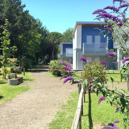 New 100 M From The Beach-bibione Apartment