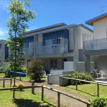 New 100 M From The Beach-bibione